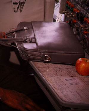 Glasgow Pebble Tan - 14" Leather Briefcase