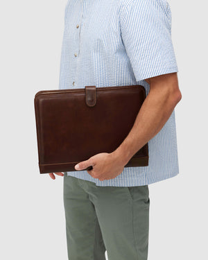 Imperial Terra - Clip-On Leather Compendium