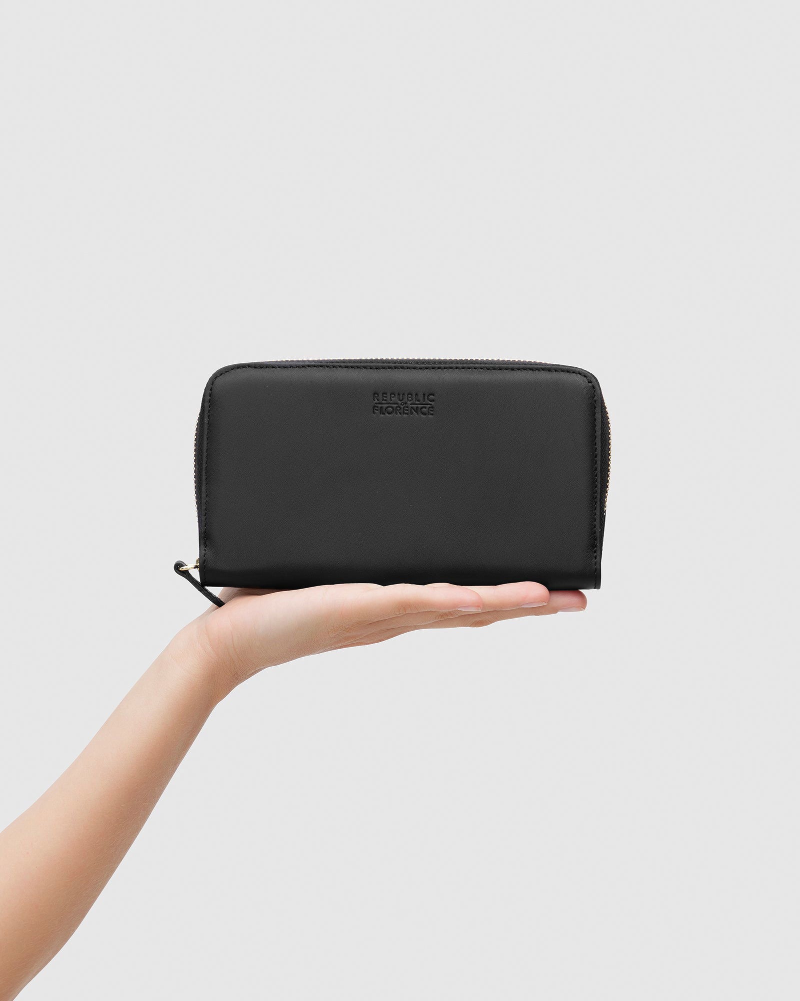 Mimi Black - Women Nappa Leather Wallet - Republic of Florence