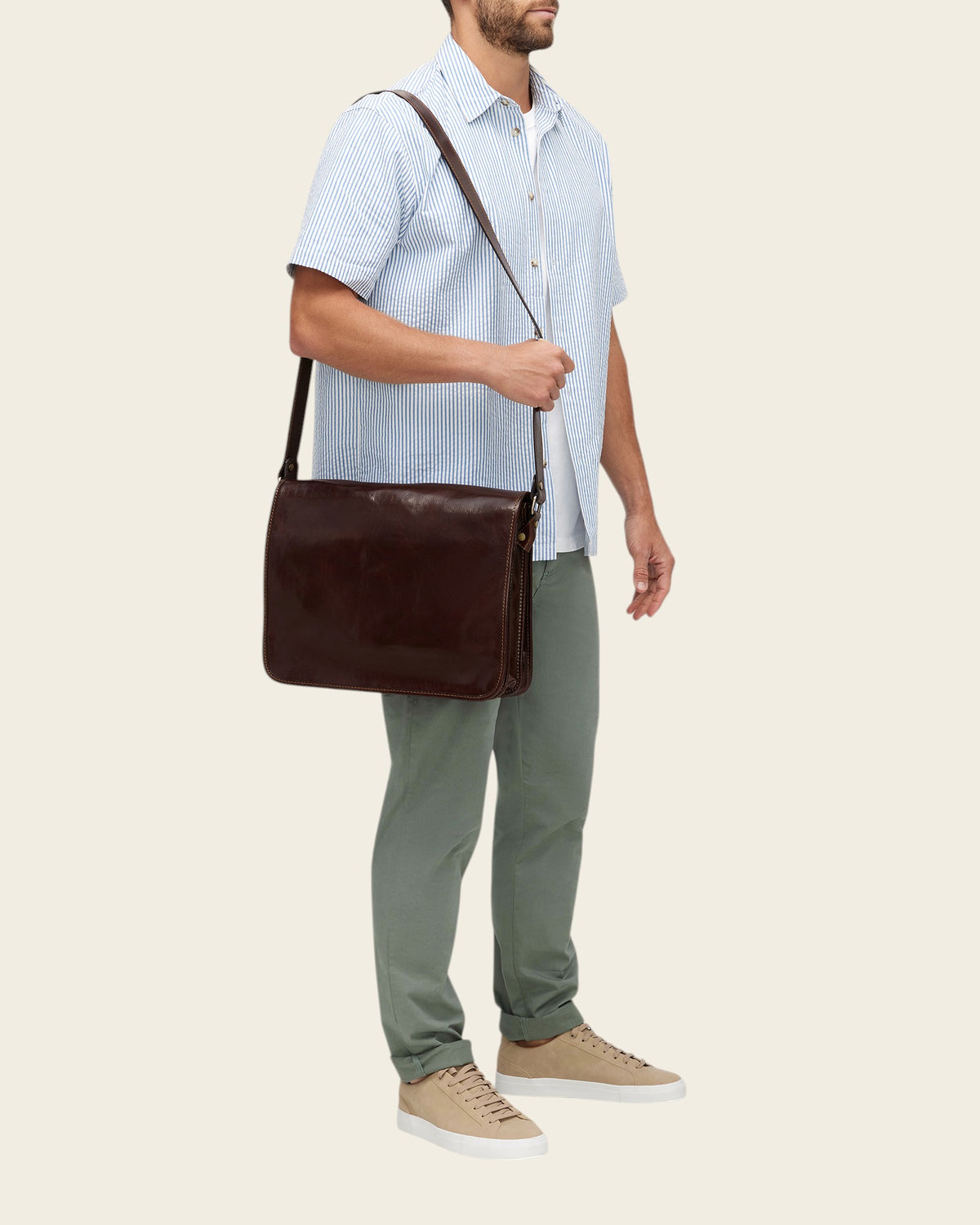 Nero Terra - 15" Leather Messenger Bag