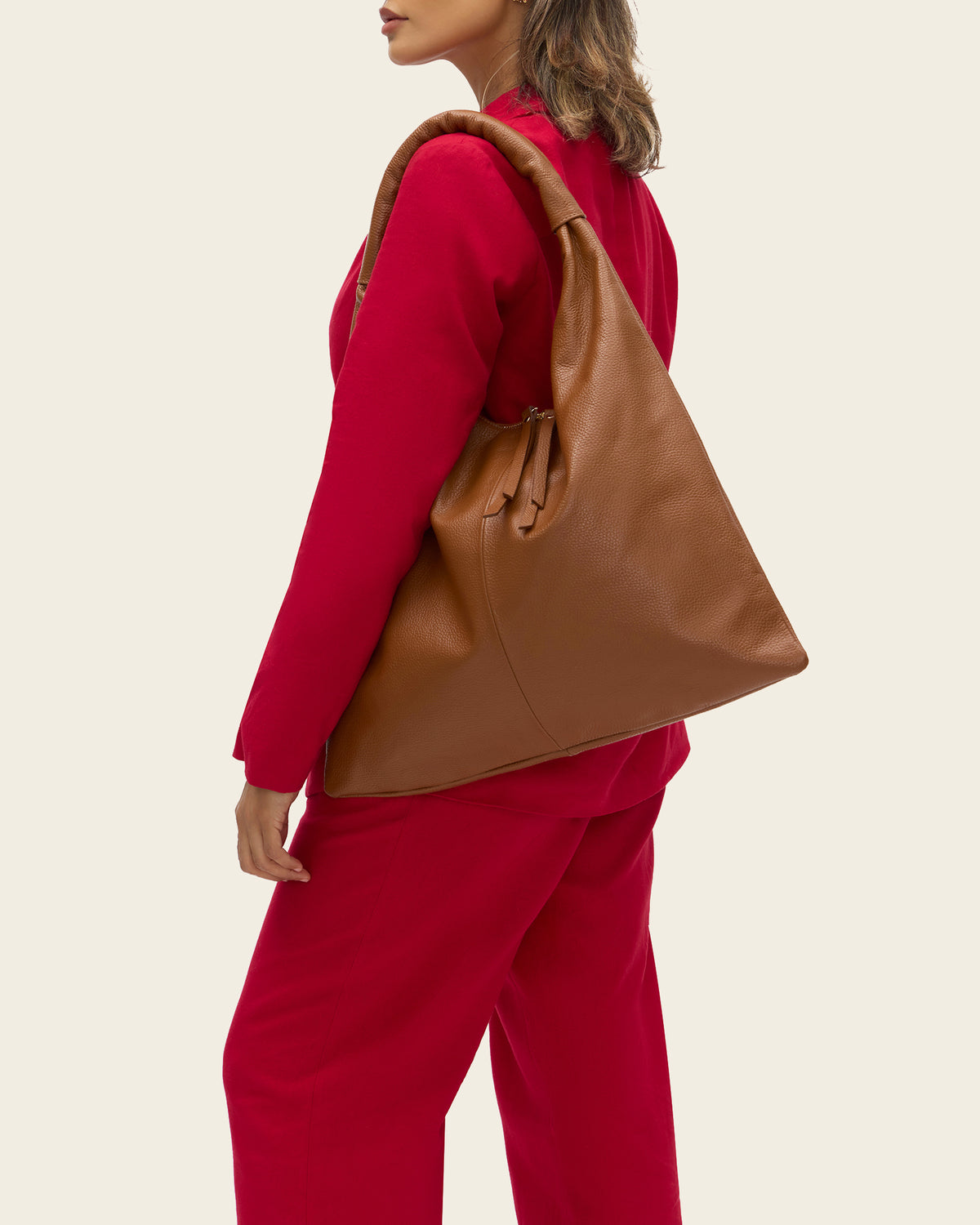 Elizabeth Tan - Hobo