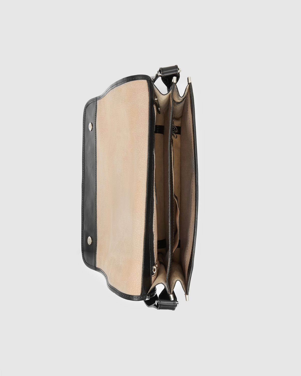 Nero Jet - 15" Leather Messenger Bag