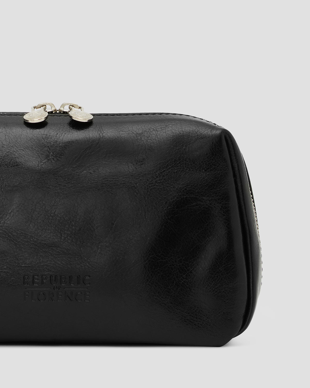 Otto Jet - Leather Toiletry Bag
