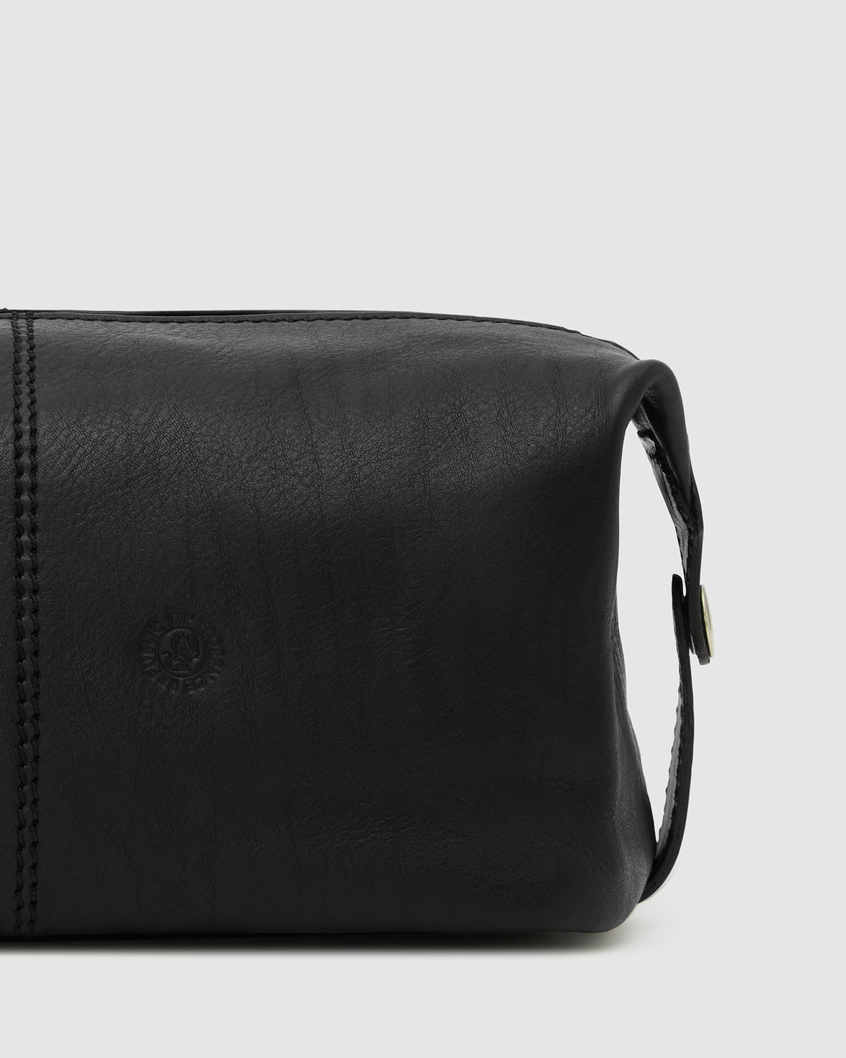 Tre Ink - Leather Toiletry Bag