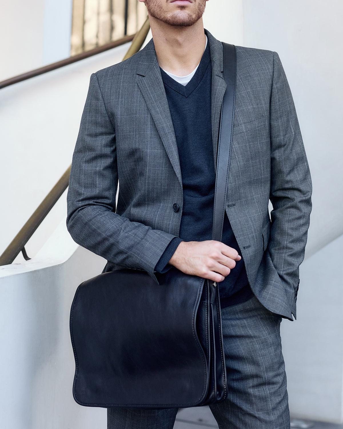 Nero Ink - 15" Leather Messenger Bag