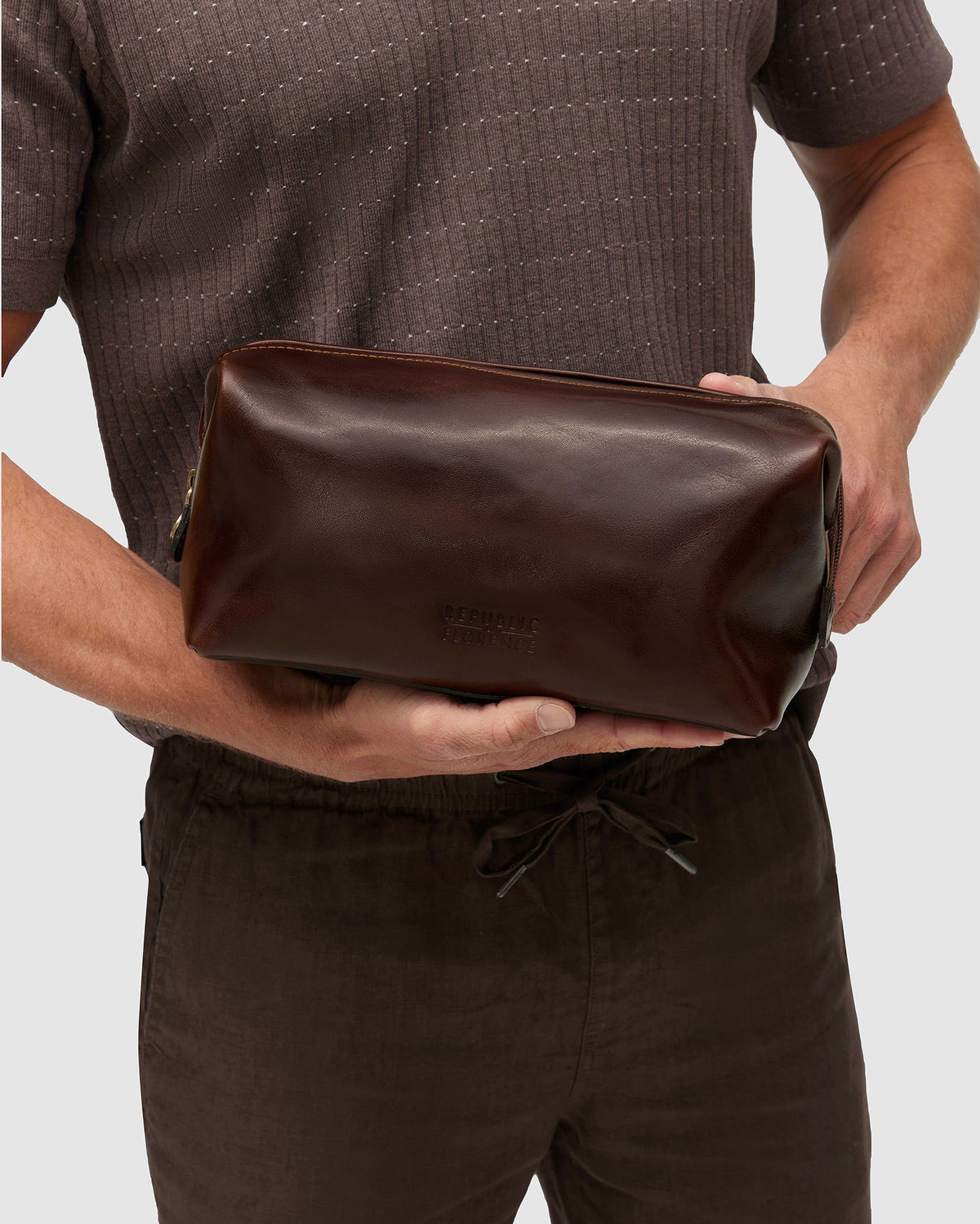 The Grand Dopp Kit Brown - toiletry bag - Republic of Florence