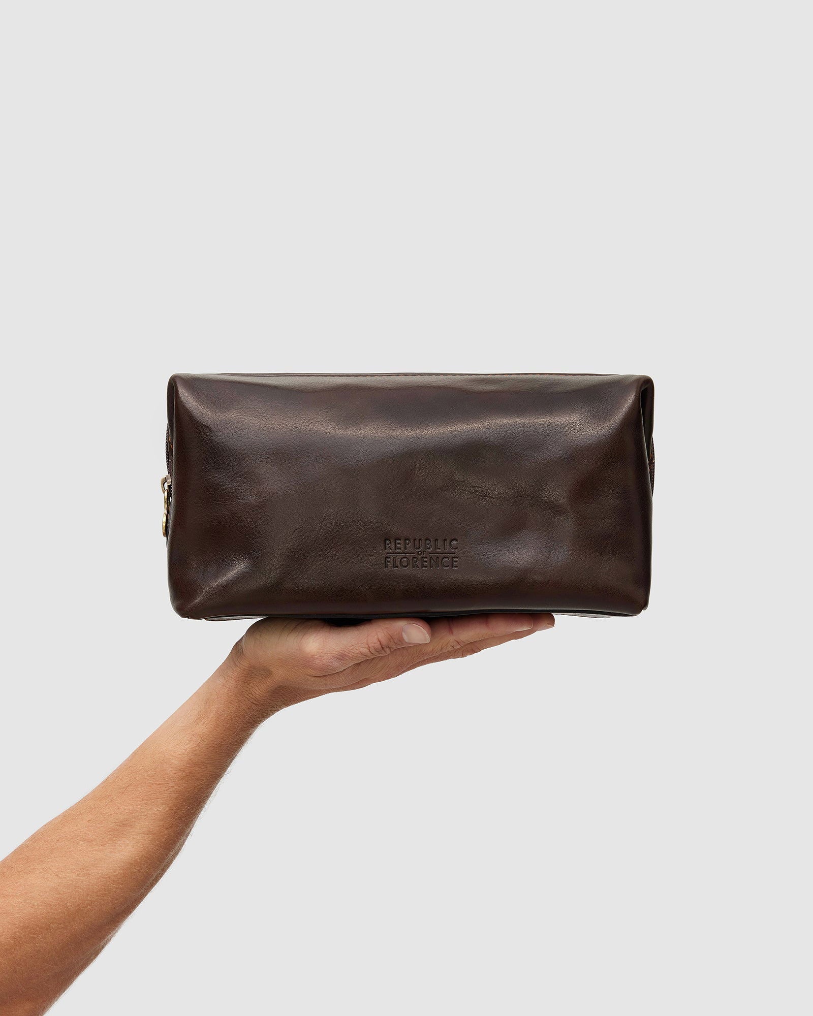 The Grand Dopp Kit Chocolate - toilet bag - Republic of Florence