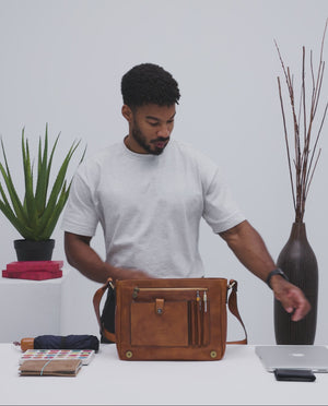 Aurelian Ink - 14" Leather Messenger