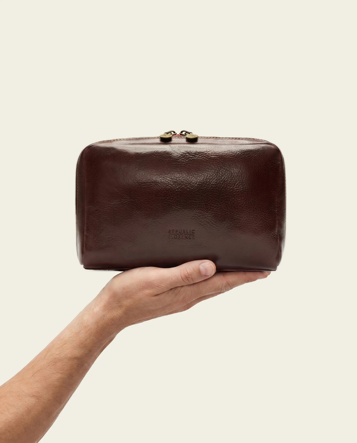 Primo Terra - Leather Toiletry Bag