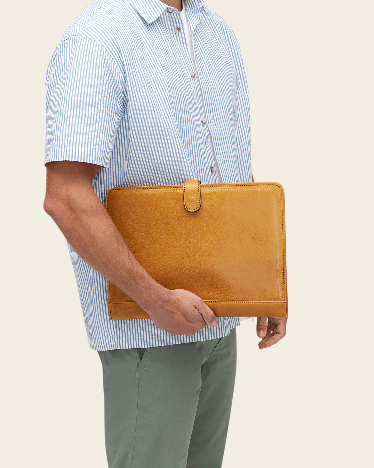 Imperial Saffron - Clip-On Leather Compendium