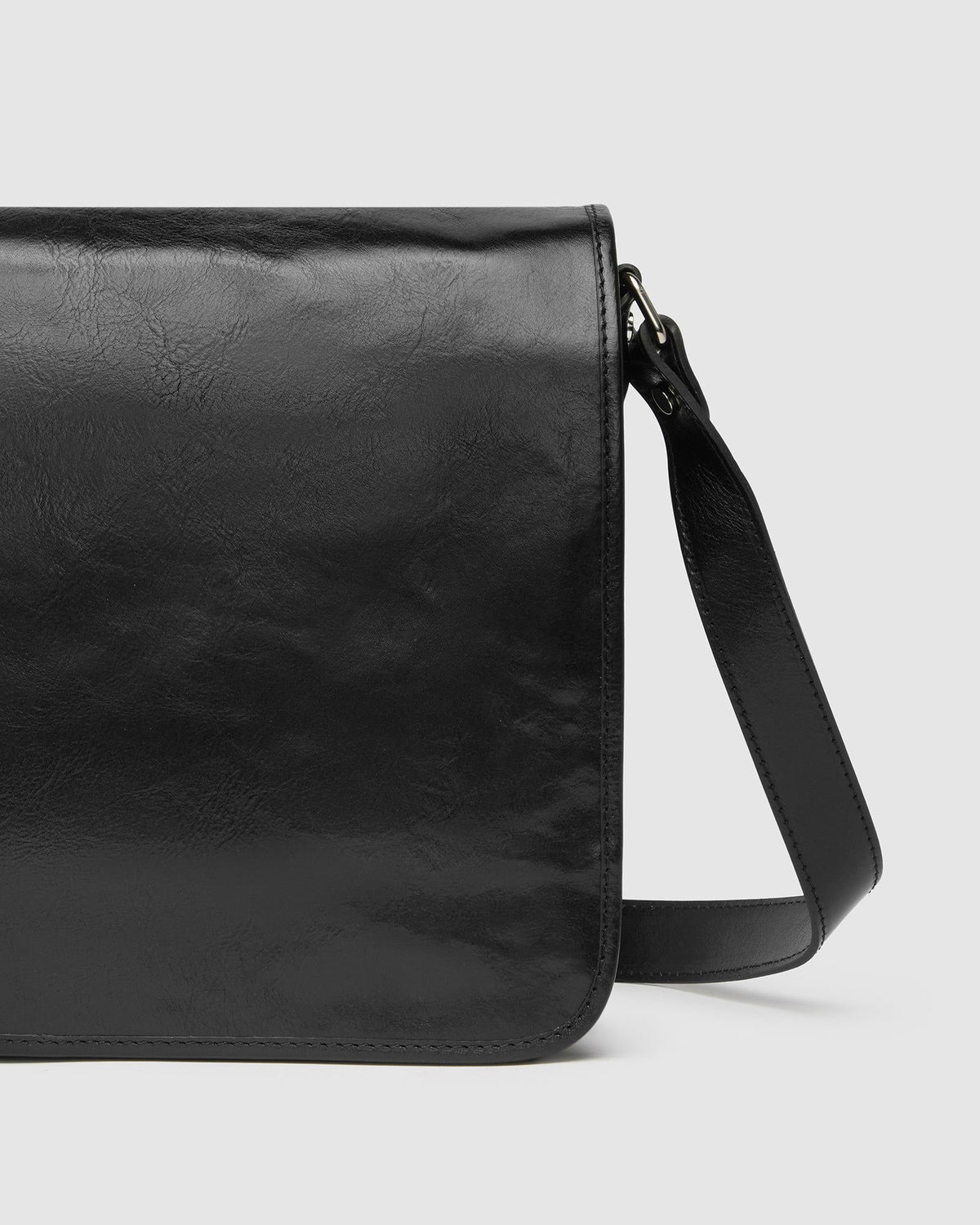 NERO Black 15 Leather Messenger Bag Republic of Florence