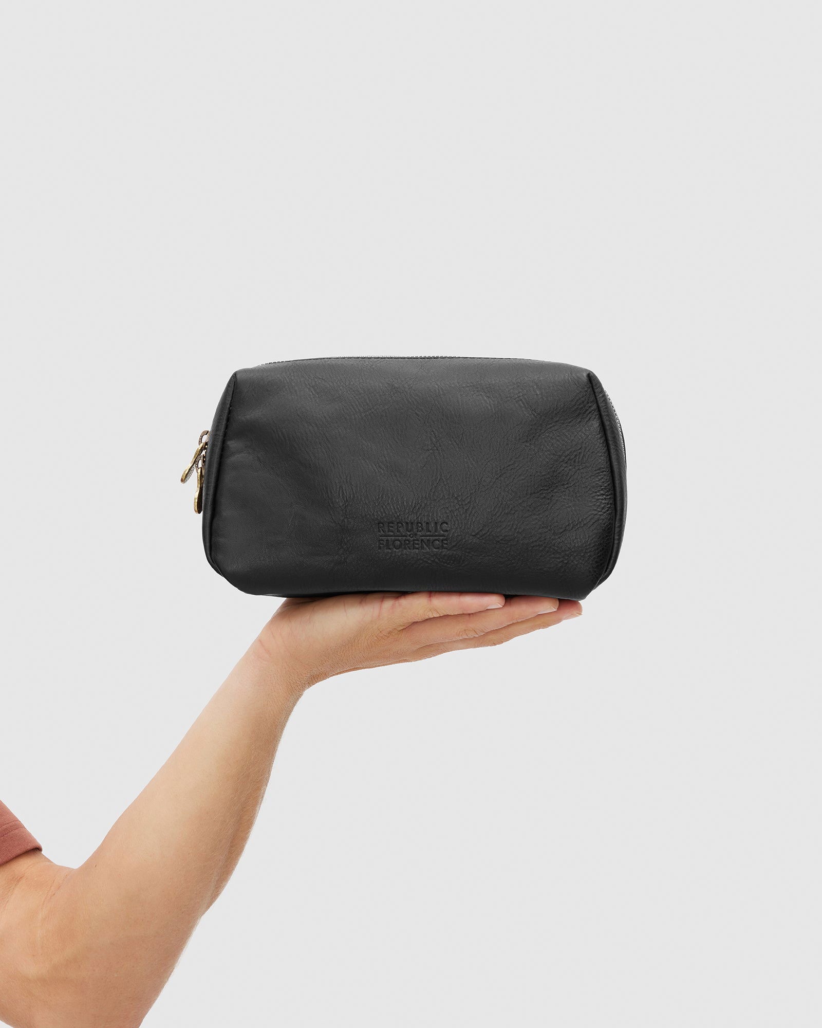 Otto Matt Black - Leather Toiletry Bag - Republic of Florence