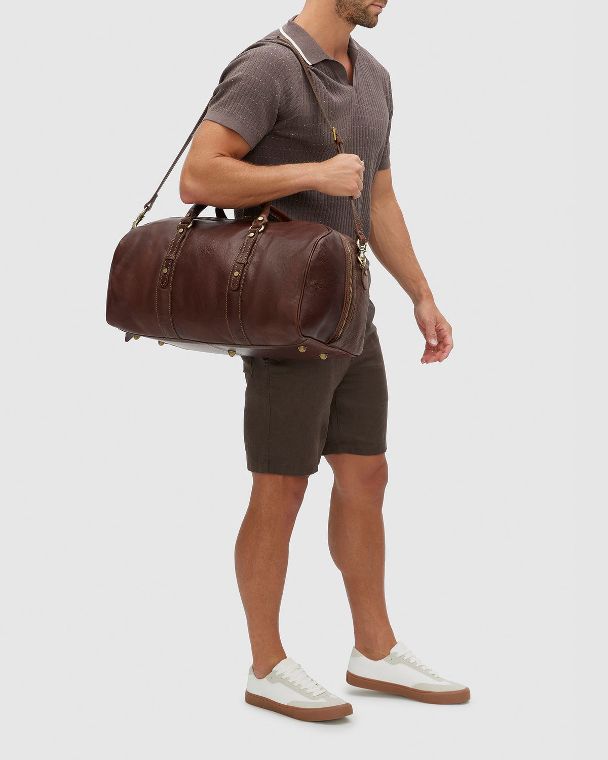 Polo Medium Brown - Leather Duffle Bag - Republic of Florence