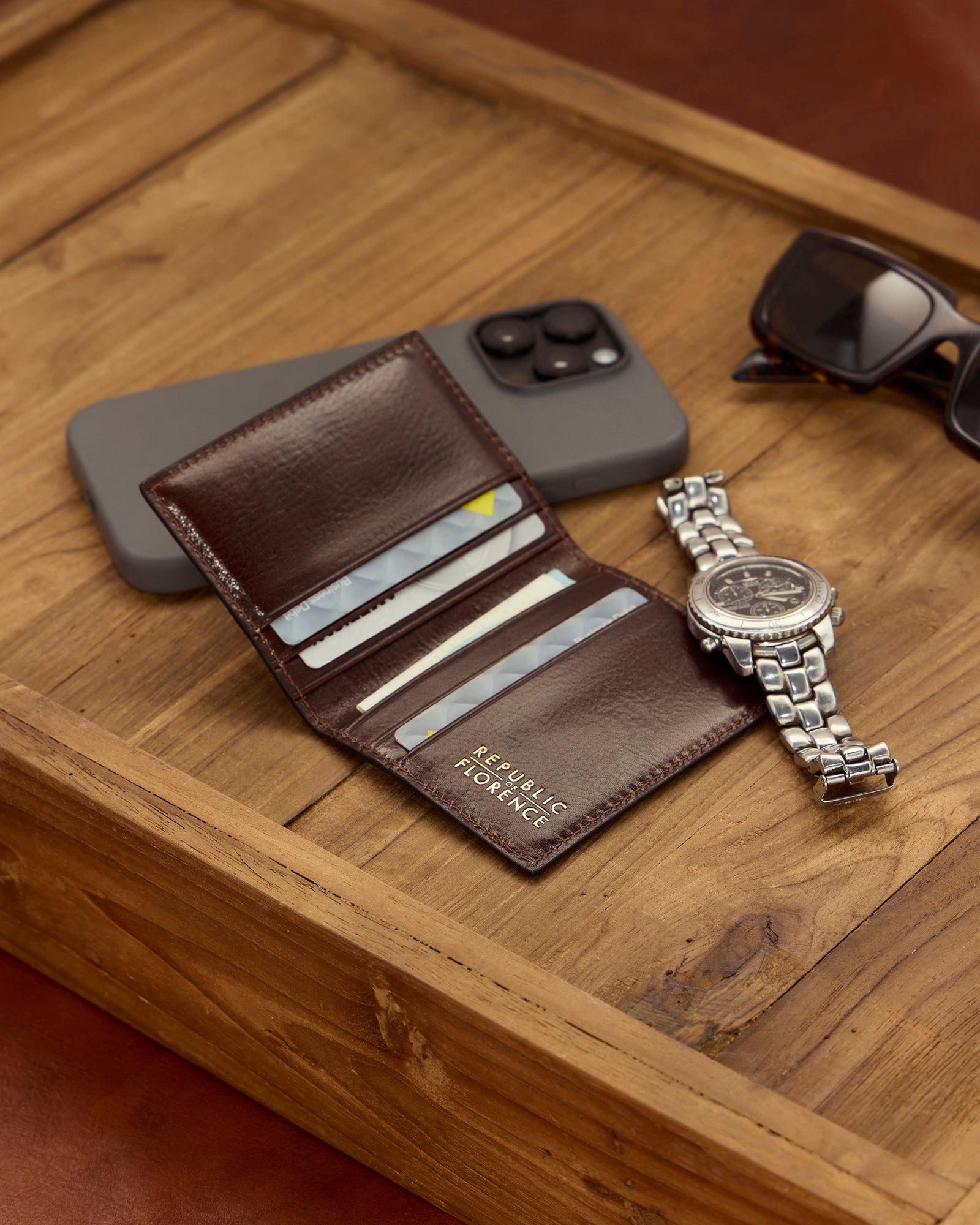 Vertical Card Holder Brown