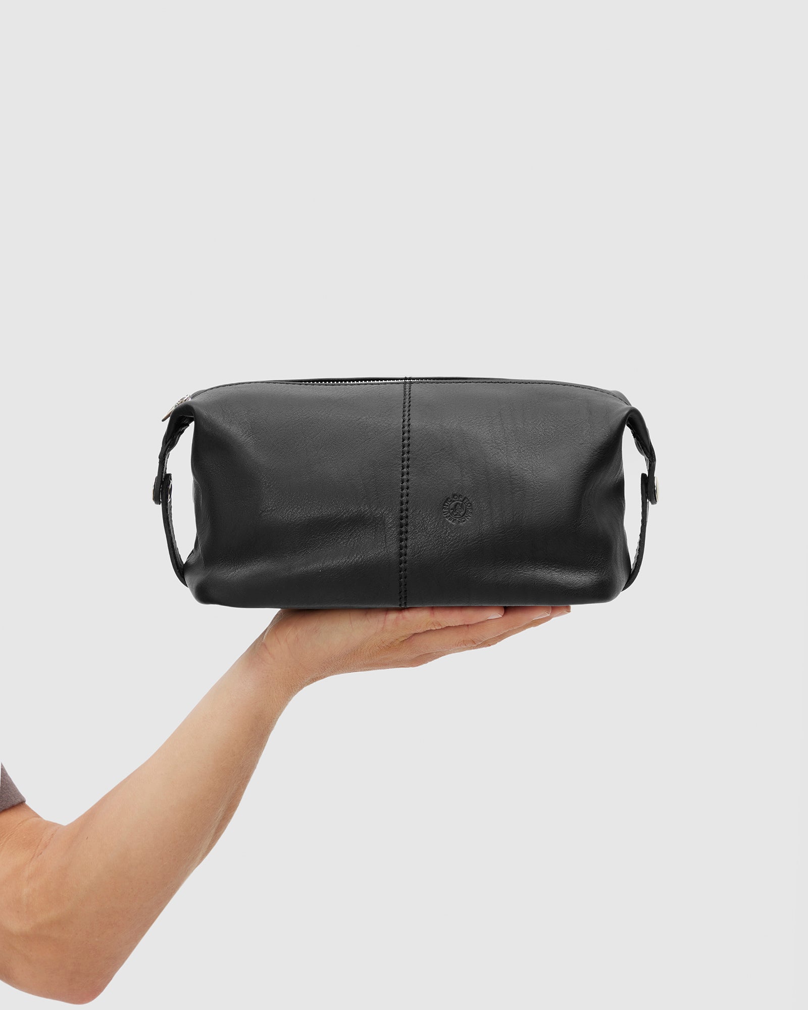 Tre dopp kit Matt Black - Leather Toiletry Bag - Republic of Florence